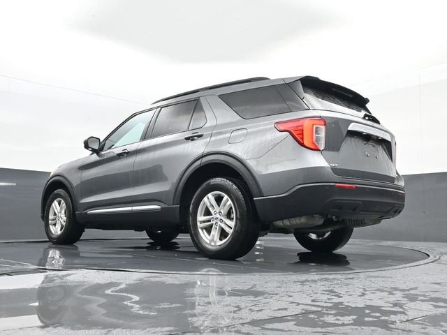 Used 2023 Ford Explorer XLT AWD/4WD image 25