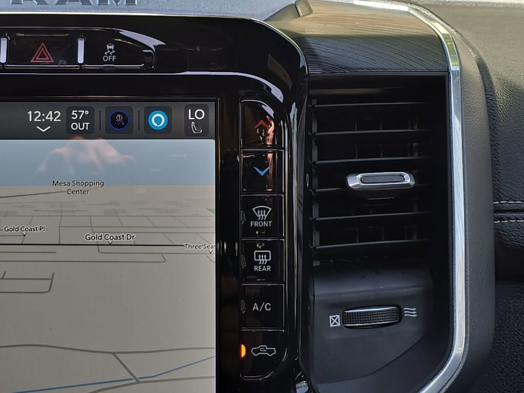 Used 2024 RAM 2500 Laramie w/ Night Edition AWD/4WD image 19