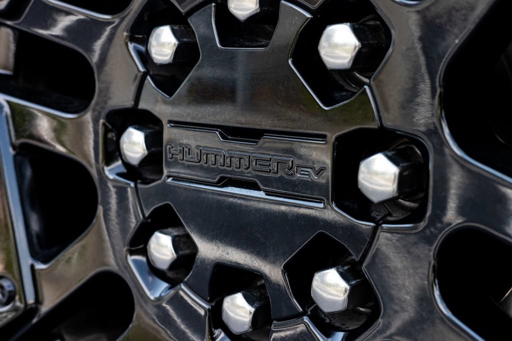 Used 2025 GMC Hummer EV 2X w/ Extreme Off-Road Package AWD/4WD image 15