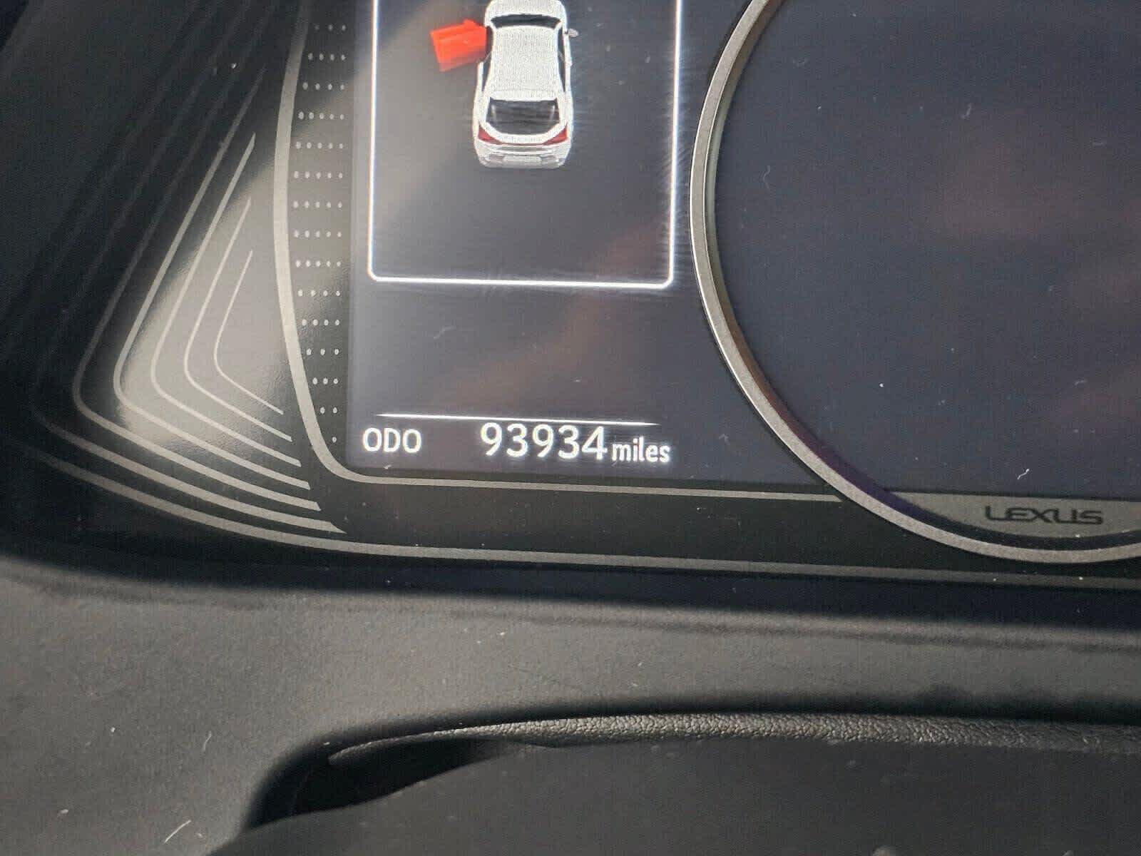 Used 2021 Lexus UX 200 w/ Accessory Package (Z2) FWD image 24