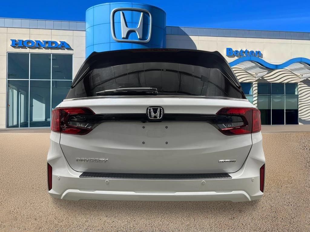 New 2026 Honda Odyssey Touring image 4