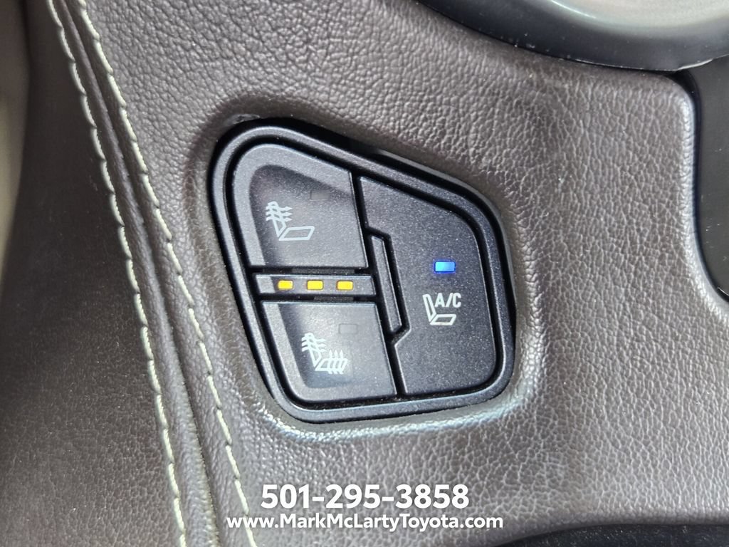 Used 2016 Chevrolet Tahoe LTZ AWD/4WD image 26