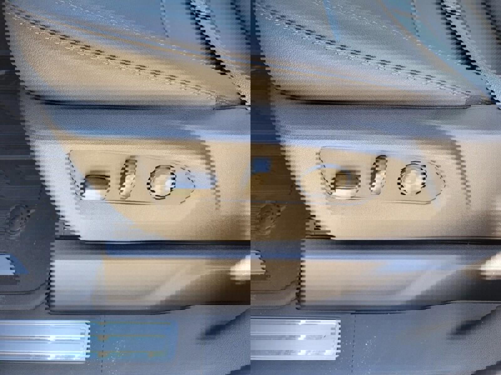 New 2026 GMC Sierra 1500 SLT w/ SLT Premium Plus Package image 19