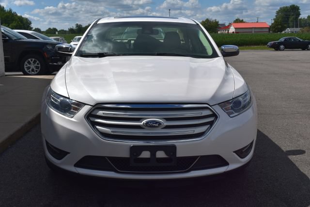 Used 2018 Ford Taurus Limited FWD image 15