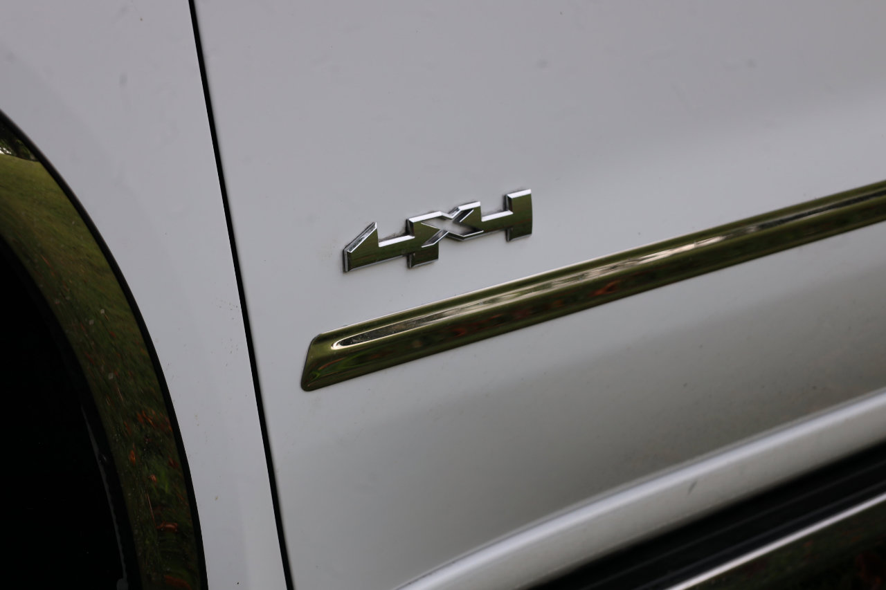 Used 2022 Chevrolet Silverado 1500 LTZ w/ LTZ Premium Package image 19