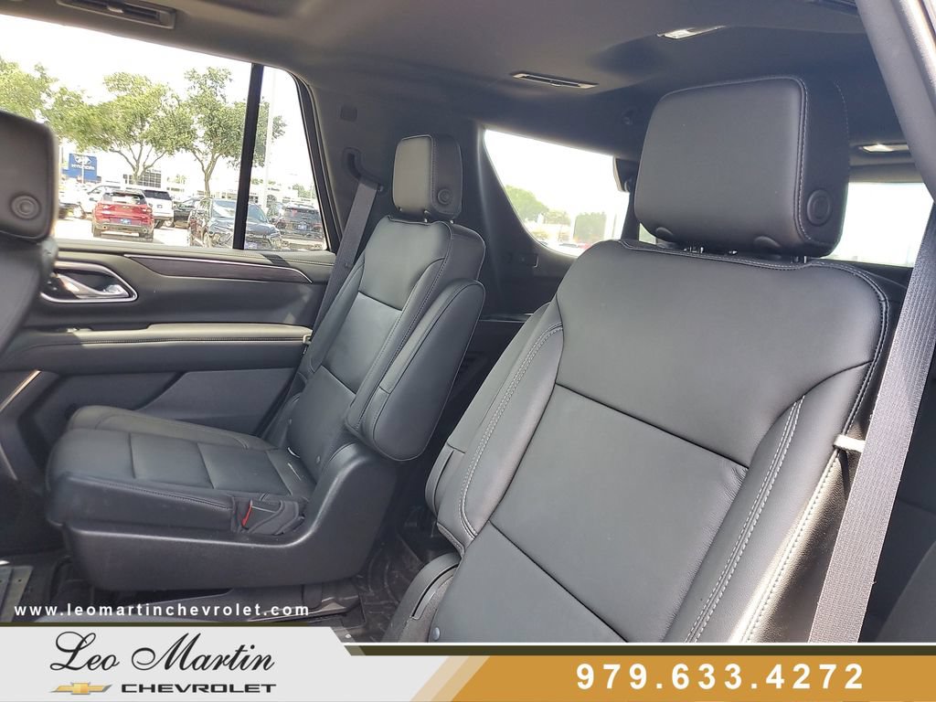 Used 2021 Chevrolet Tahoe Z71 w/ Z71 Signature Package AWD/4WD image 9
