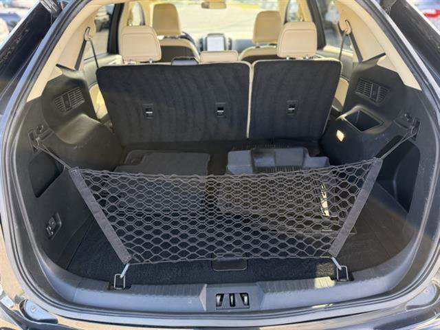 Certified 2022 Ford Edge SEL w/ Convenience Package image 4