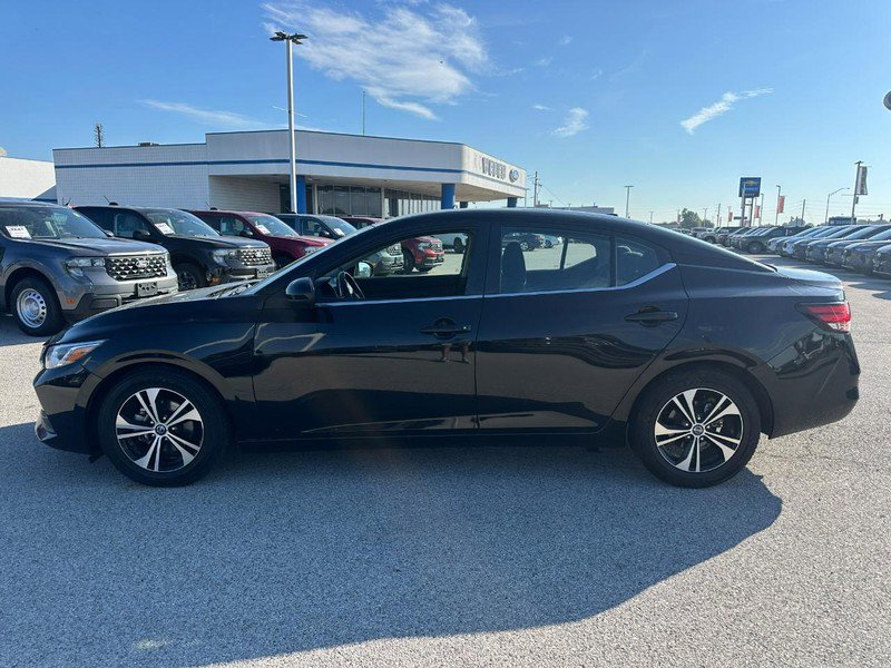 Used 2021 Nissan Sentra SV image 2
