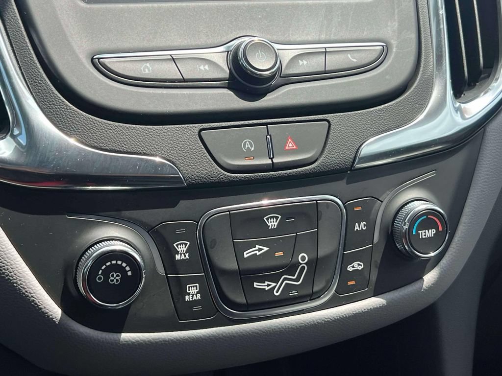 Used 2024 Chevrolet Equinox LS w/ Driver Confidence II Package FWD image 33