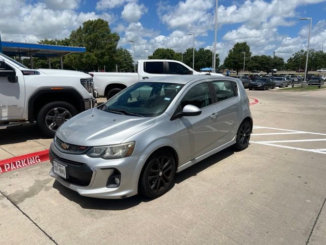 Used 2017 Chevrolet Sonic LT FWD image 2