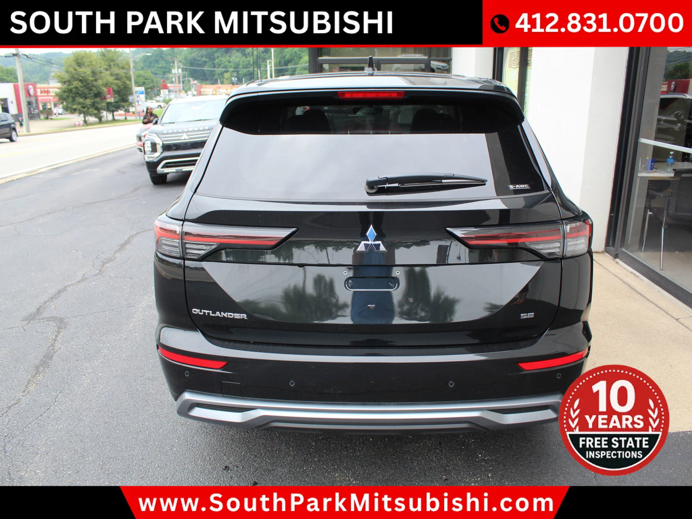 New 2025 Mitsubishi Outlander SE image 8