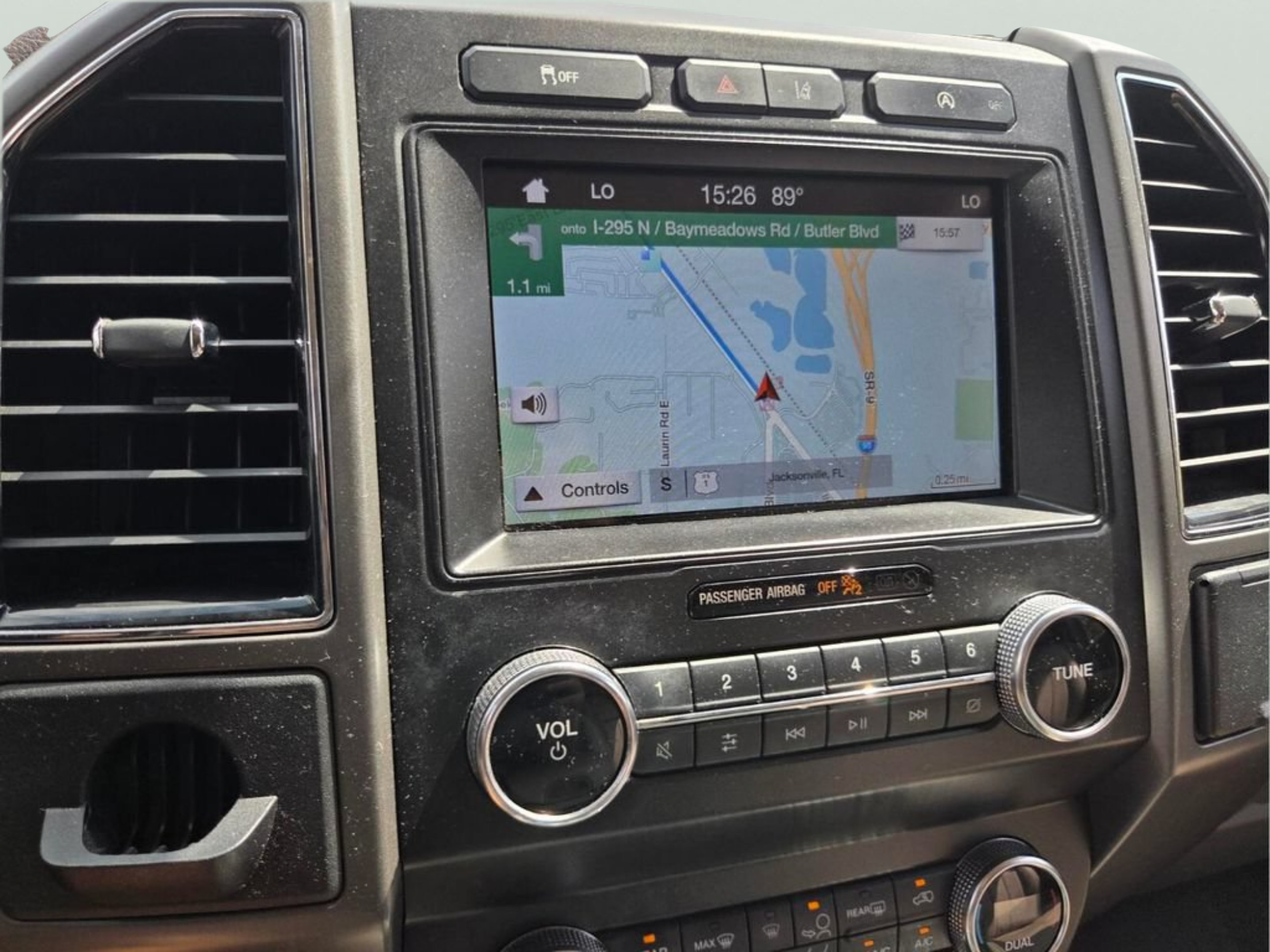 Used 2019 Ford Expedition XLT w/ Equipment Group 202A RWD image 30