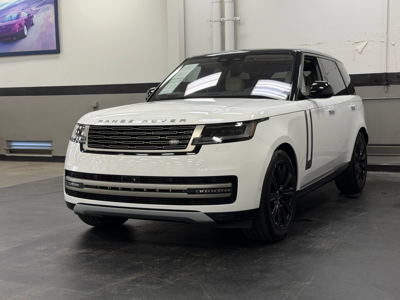 Used 2023 Land Rover Range Rover SE AWD/4WD image 5