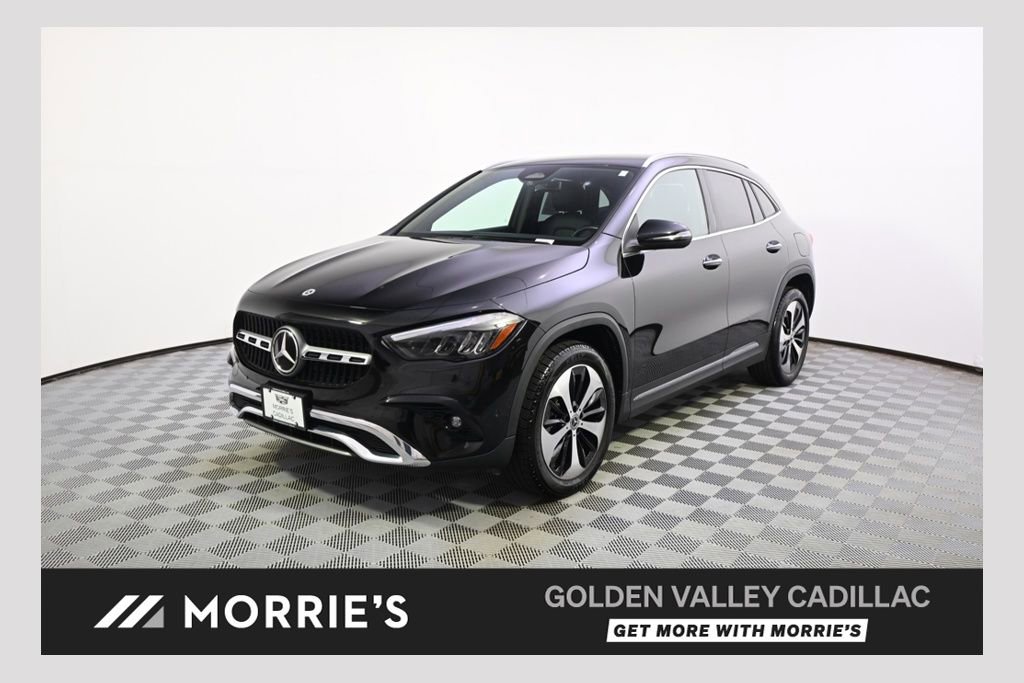 Used 2025 Mercedes-Benz GLA 250 4MATIC image 1