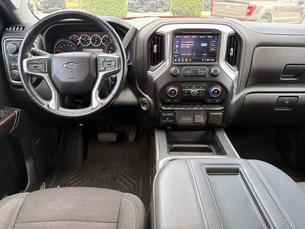 Used 2020 Chevrolet Silverado 1500 LT Trail Boss AWD/4WD image 13