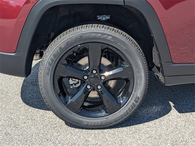 New 2025 Jeep Grand Cherokee Altitude image 11