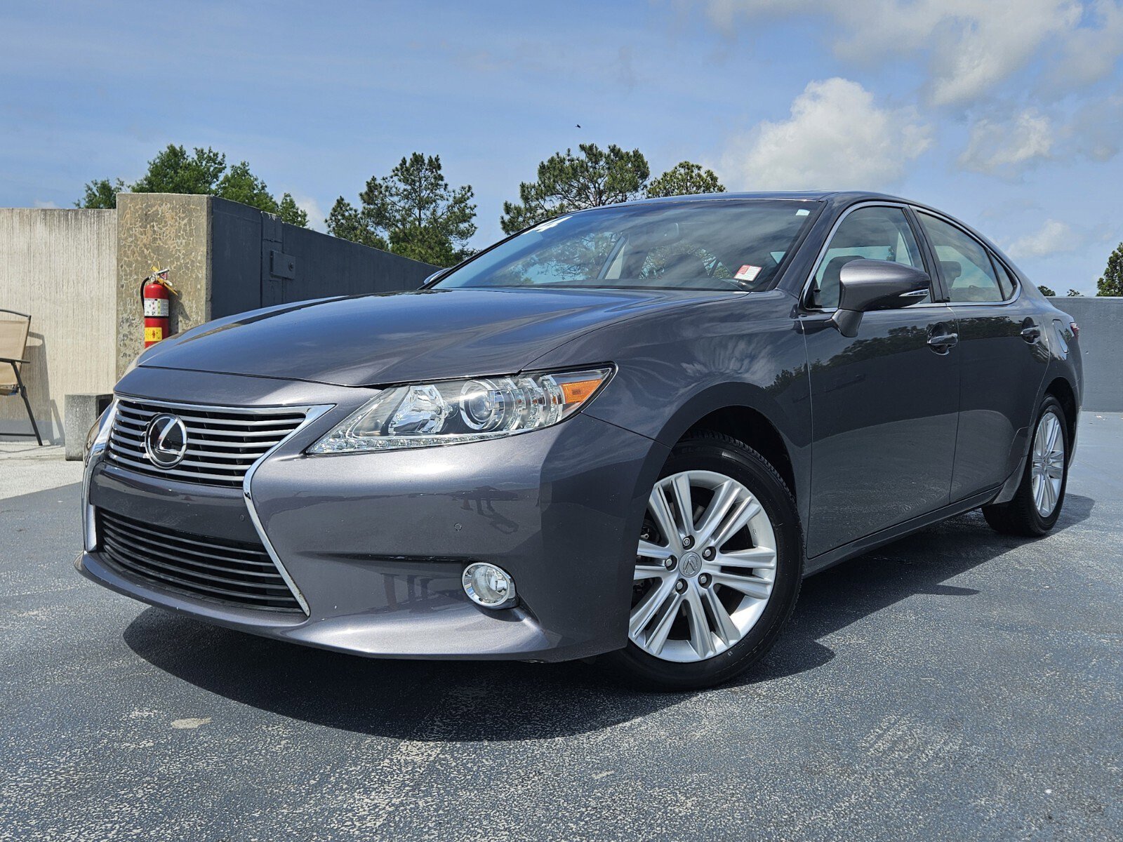 Used 2014 Lexus ES 350 w/ Premium Package FWD image 1
