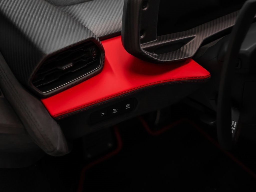 Used 2024 Lamborghini Revuelto image 42