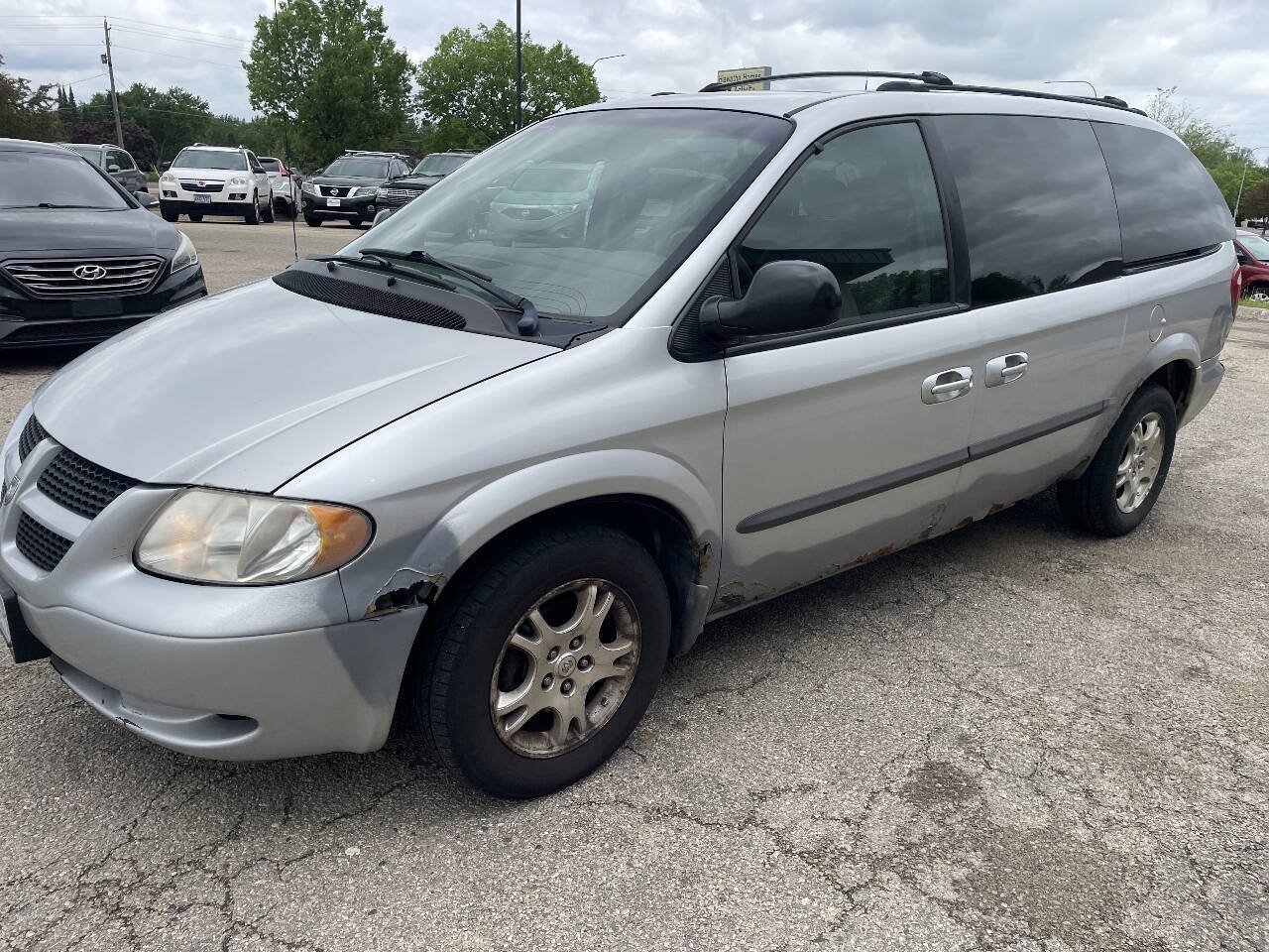 Used 2002 Dodge Grand Caravan Sport FWD image 4