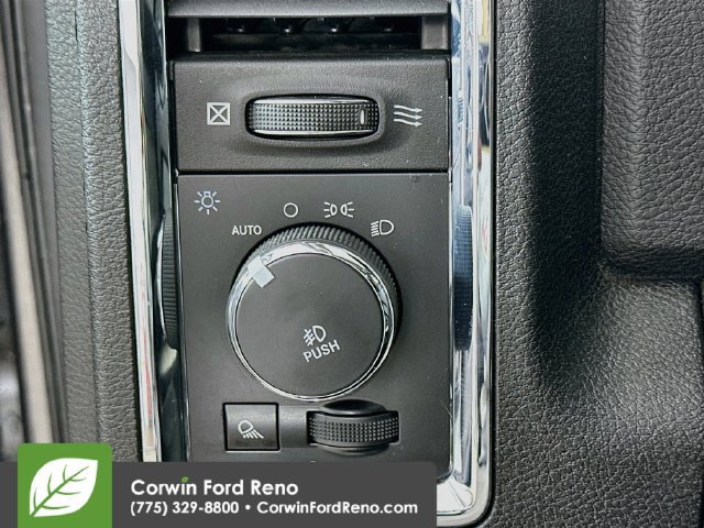 Used 2016 RAM 2500 Laramie w/ Sport Appearance Group AWD/4WD image 13