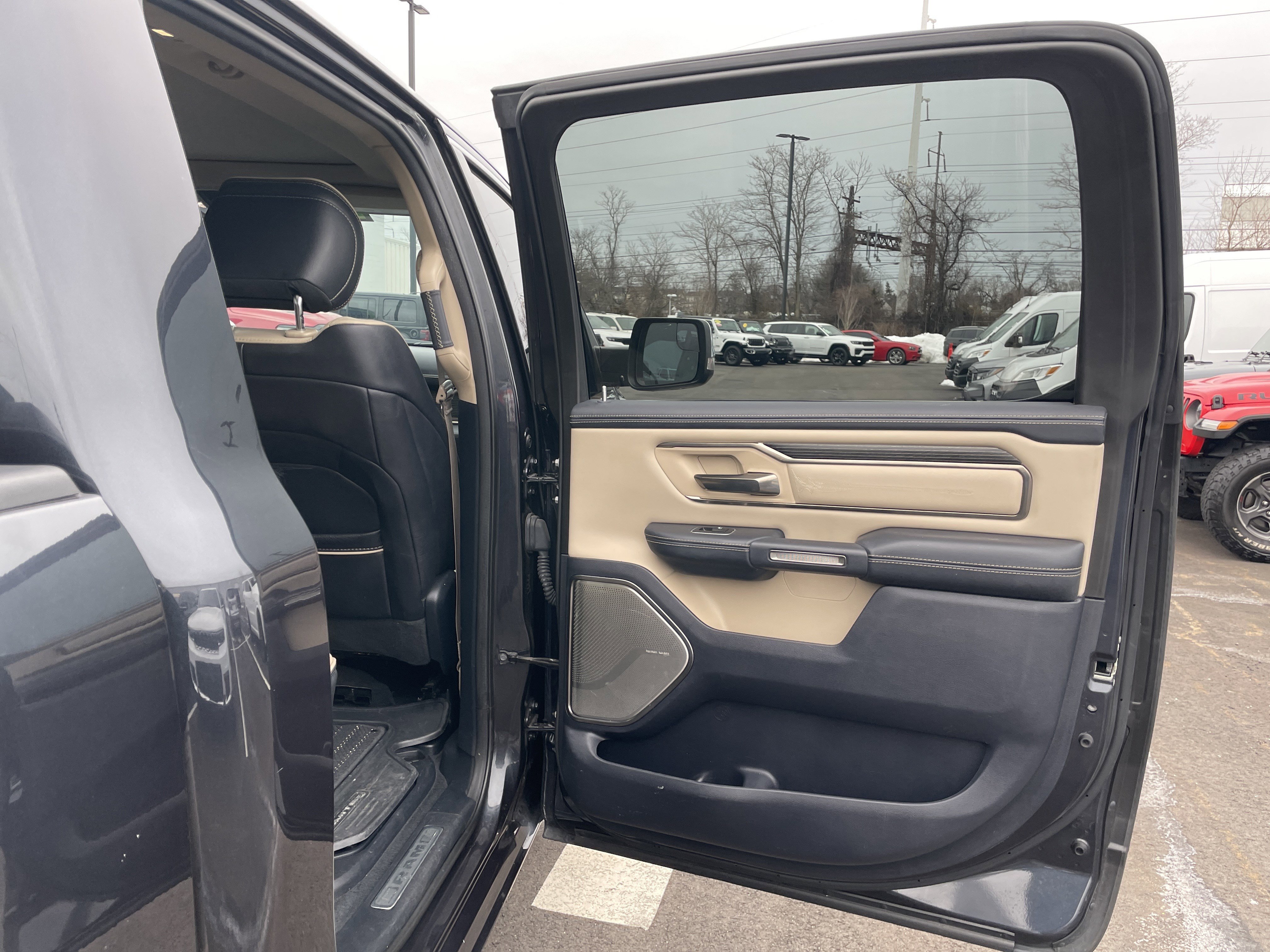 Used 2020 RAM 1500 Limited image 16