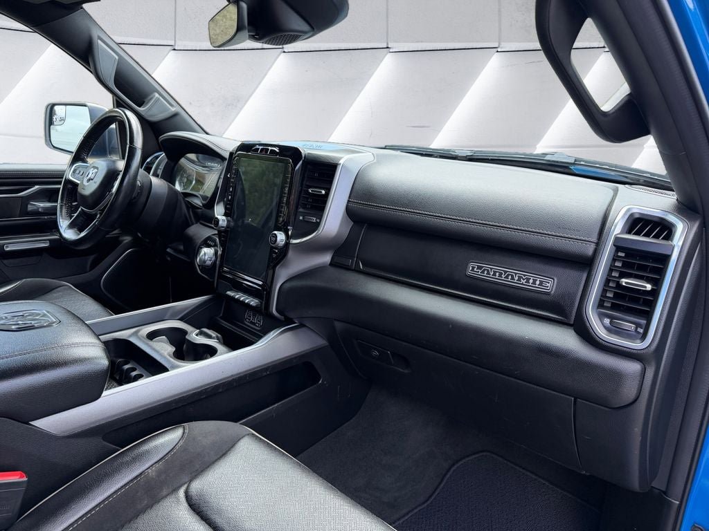 Used 2023 RAM 1500 Laramie AWD/4WD image 16