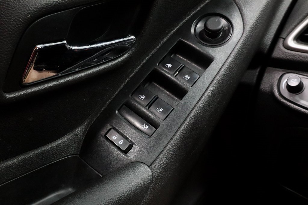 Used 2020 Chevrolet Trax LT w/ Driver Confidence Package image 24