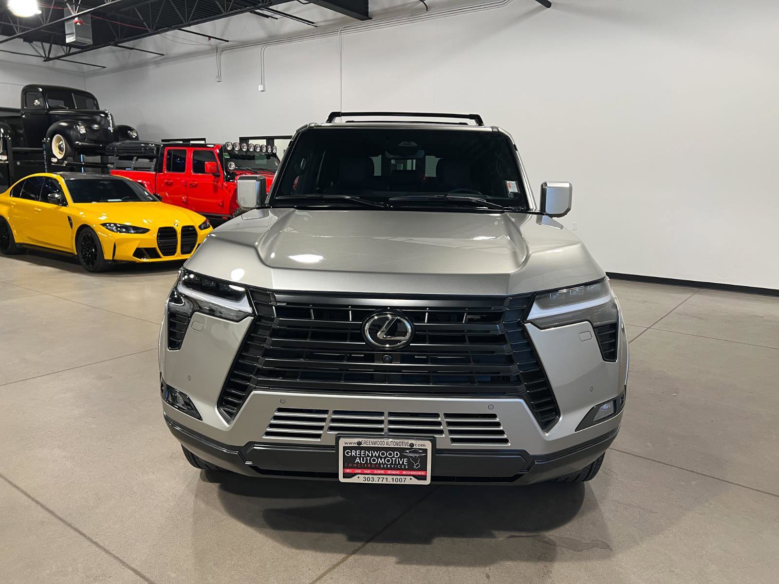 Used 2026 Lexus GX 550 w/ Accessory Package (2T) image 8