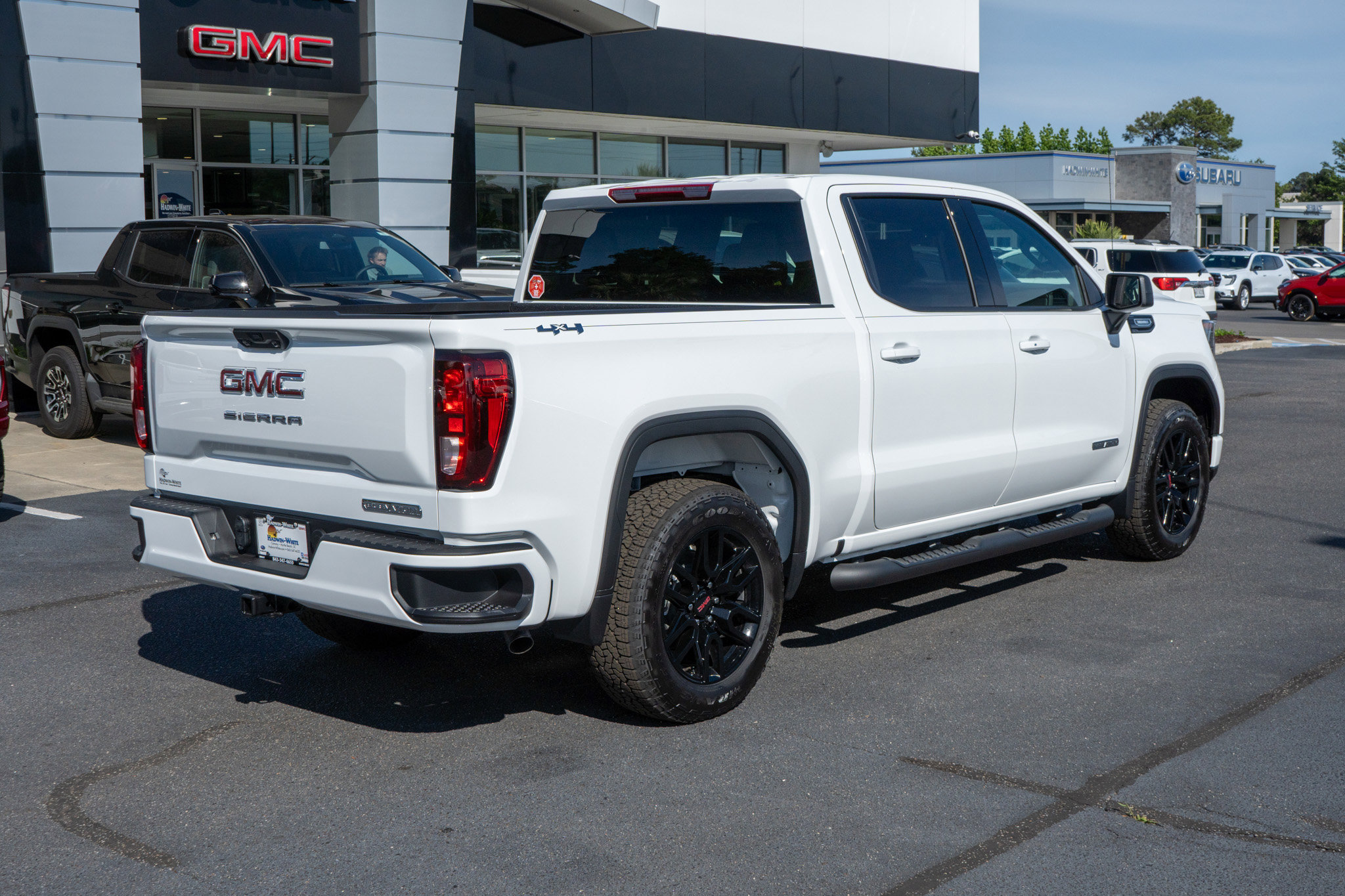 New 2026 GMC Sierra 1500 Elevation w/ Elevation Select Package AWD/4WD image 3
