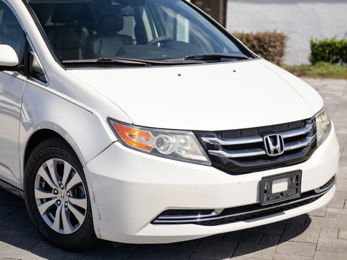 Used 2015 Honda Odyssey EX-L image 2