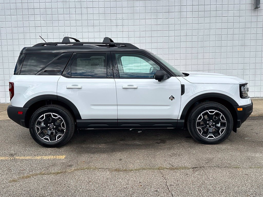 New 2026 Ford Bronco Sport Outer Banks w/ Outer Banks Tech Package+ AWD/4WD image 4