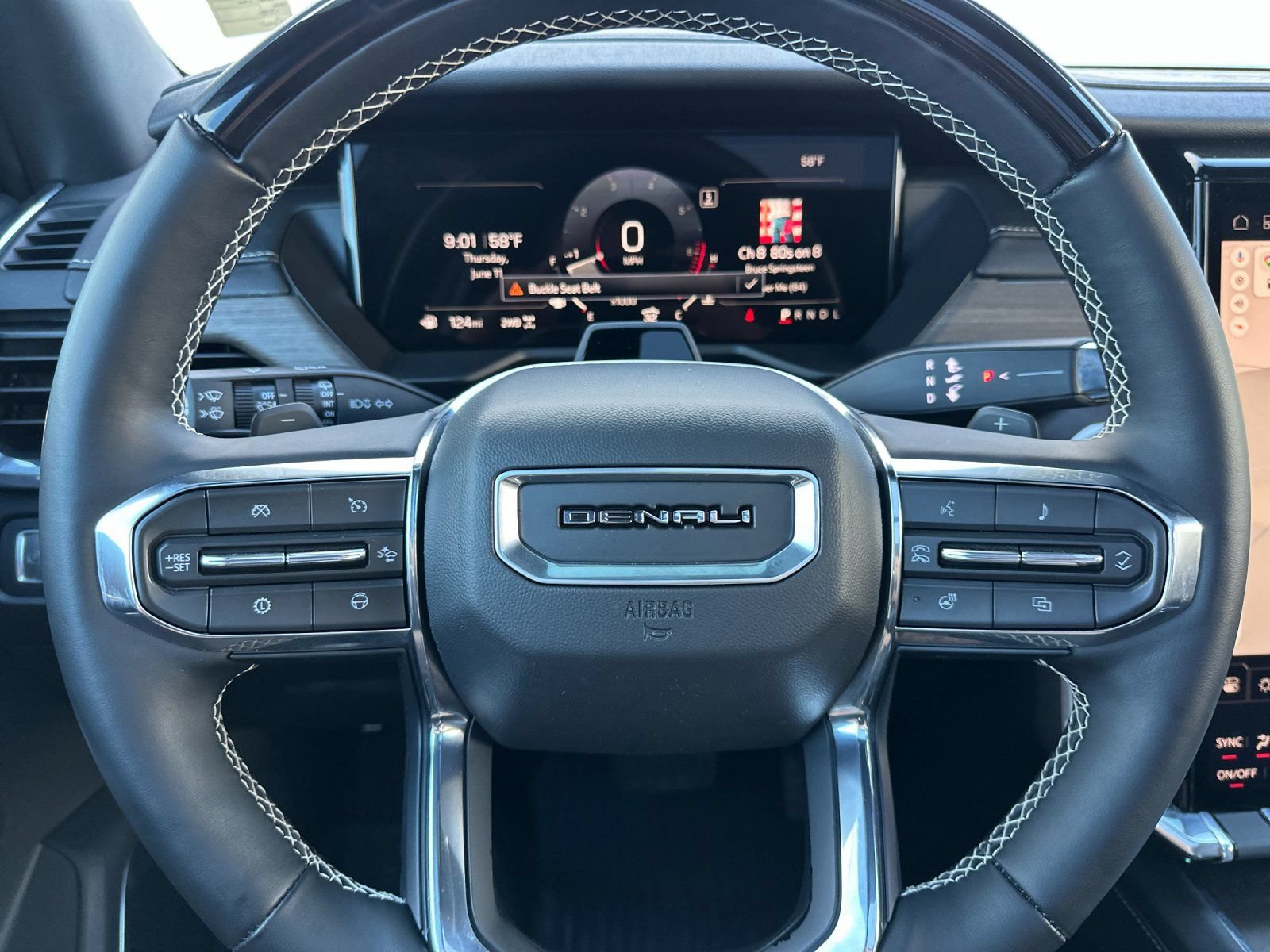 Used 2025 GMC Acadia Denali w/ Super Cruise Package AWD/4WD image 28