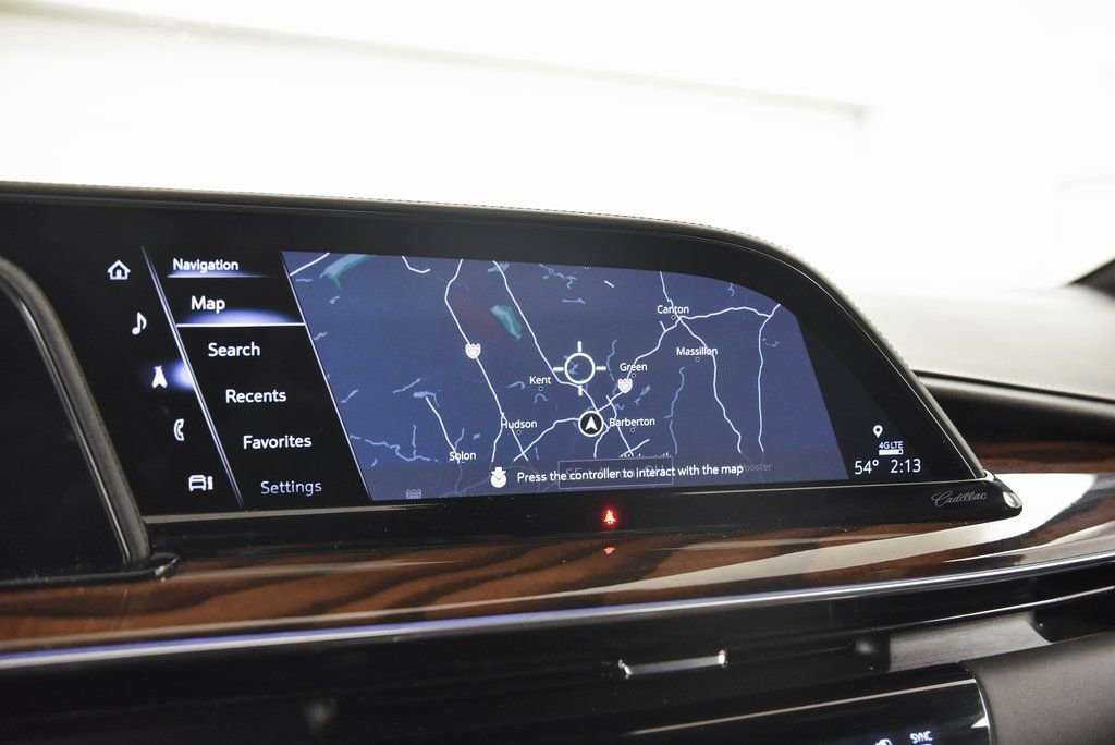 Used 2022 Cadillac Escalade Sport Platinum AWD/4WD image 23