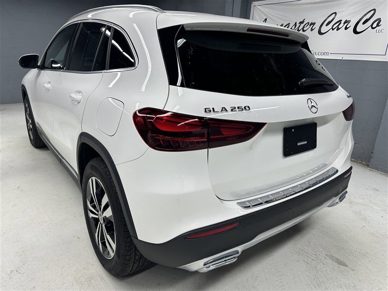 Used 2026 Mercedes-Benz GLA 250 4MATIC image 4