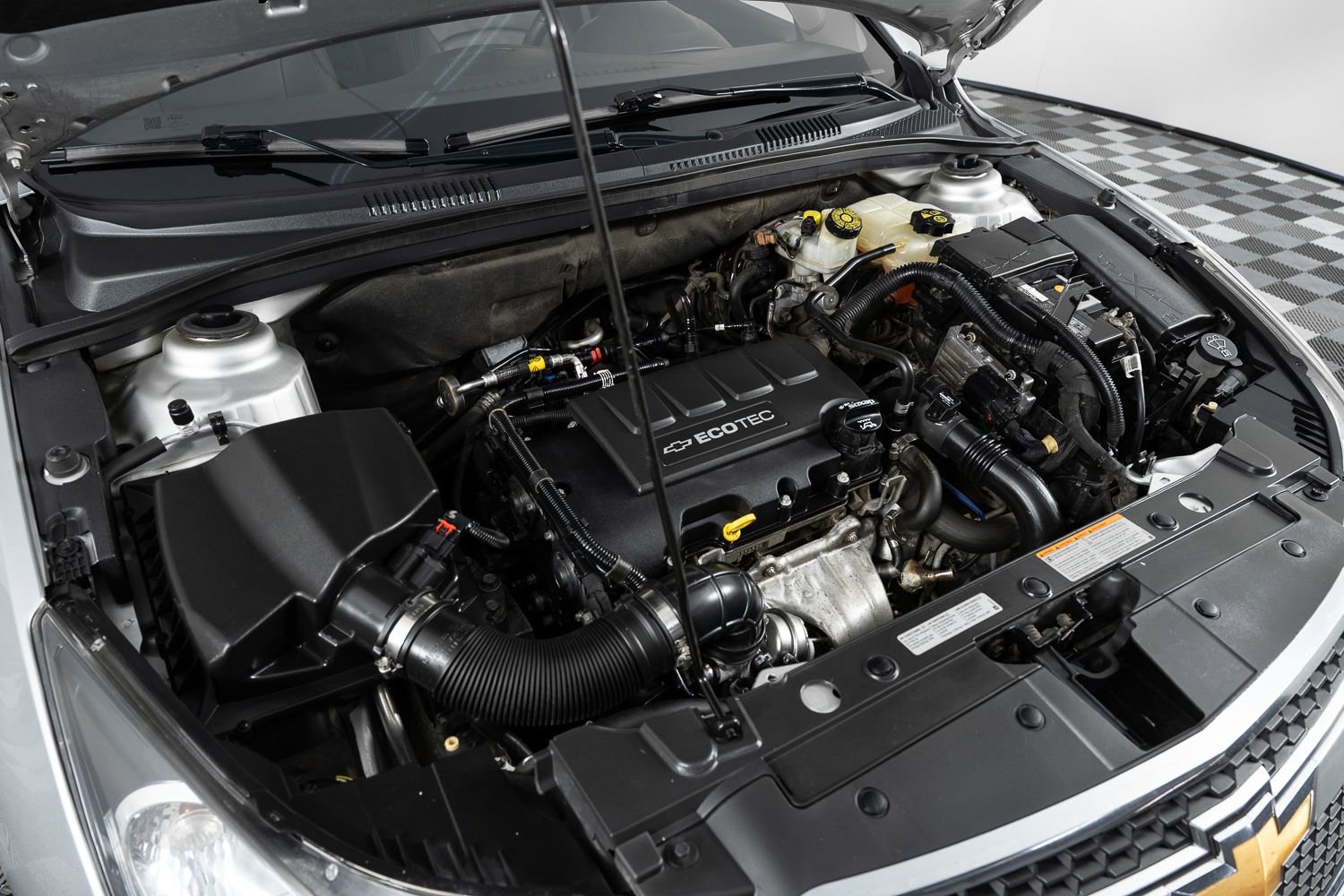 Used 2012 Chevrolet Cruze LT w/ RS Package image 38