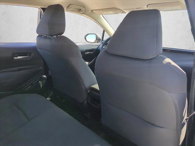 Used 2020 Toyota Corolla LE image 21