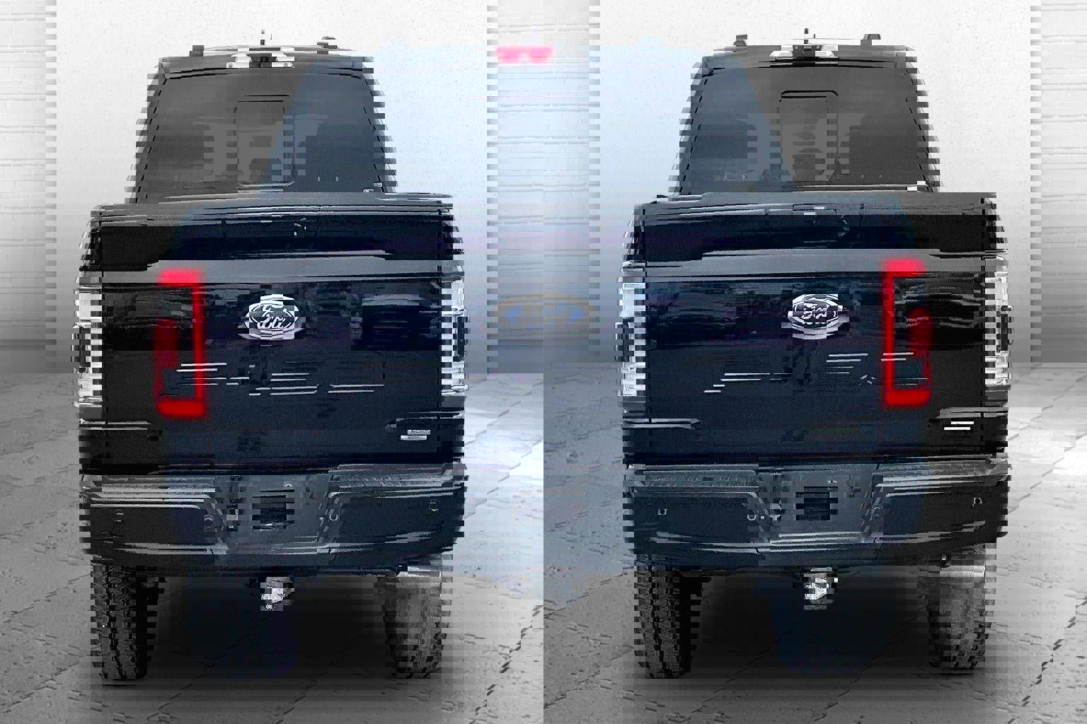 Used 2021 Ford F150 Lariat w/ Equipment Group 502A High image 3