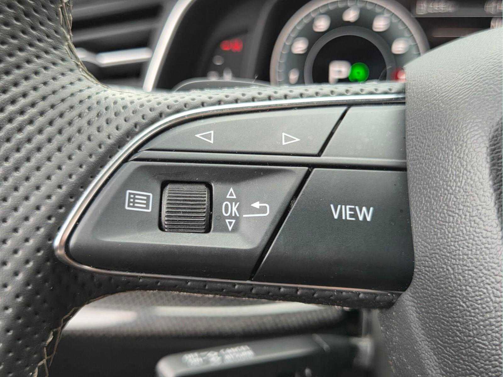 Used 2022 Audi SQ8 Prestige AWD/4WD image 32