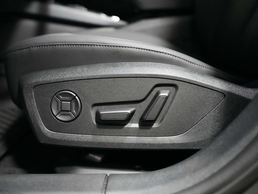 Used 2025 Audi A5 Premium Plus w/ Premium Plus AWD/4WD image 31