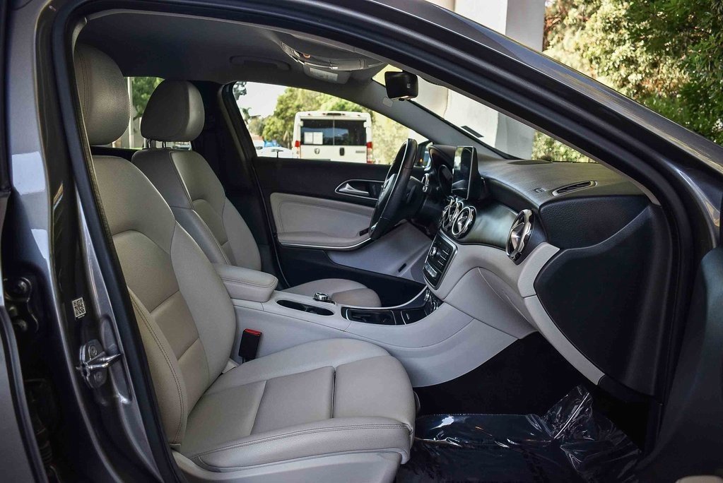 Used 2019 Mercedes-Benz GLA 250 4MATIC image 15