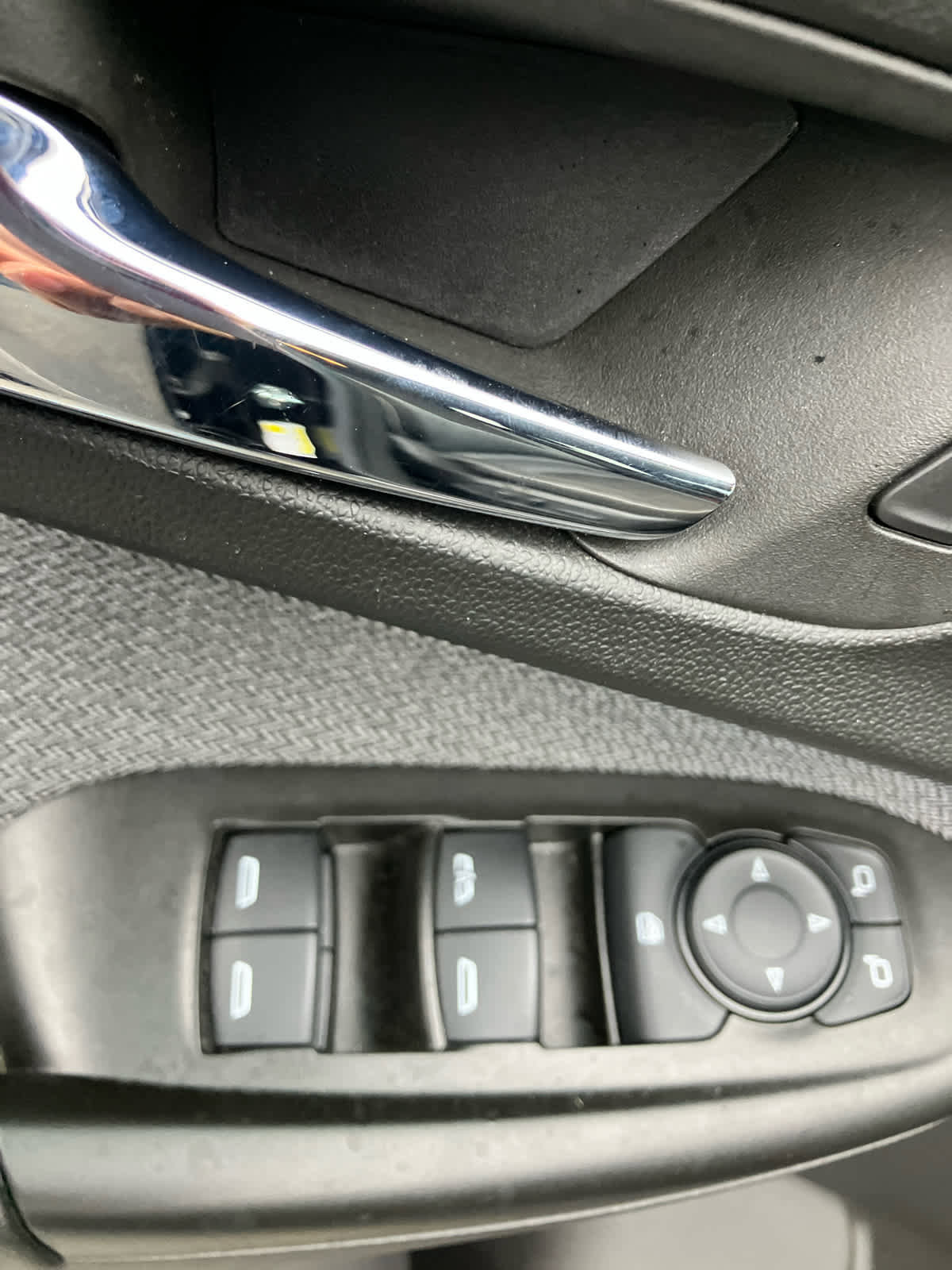 Used 2023 Chevrolet TrailBlazer LT w/ Convenience Package AWD/4WD image 11