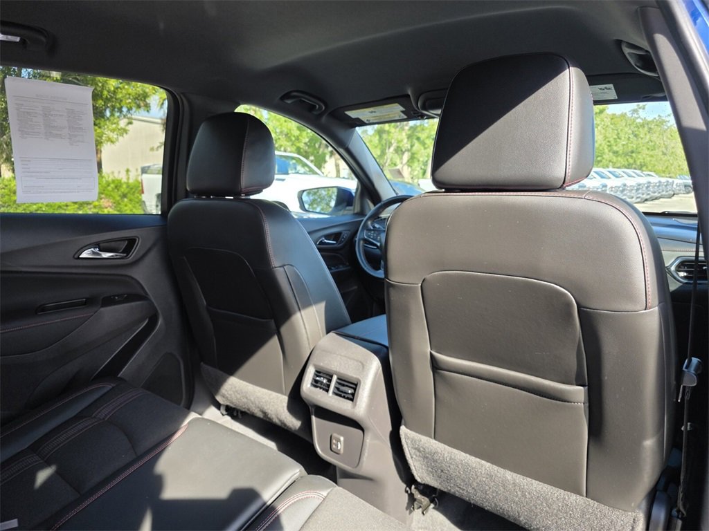 Used 2022 Chevrolet Equinox RS image 12