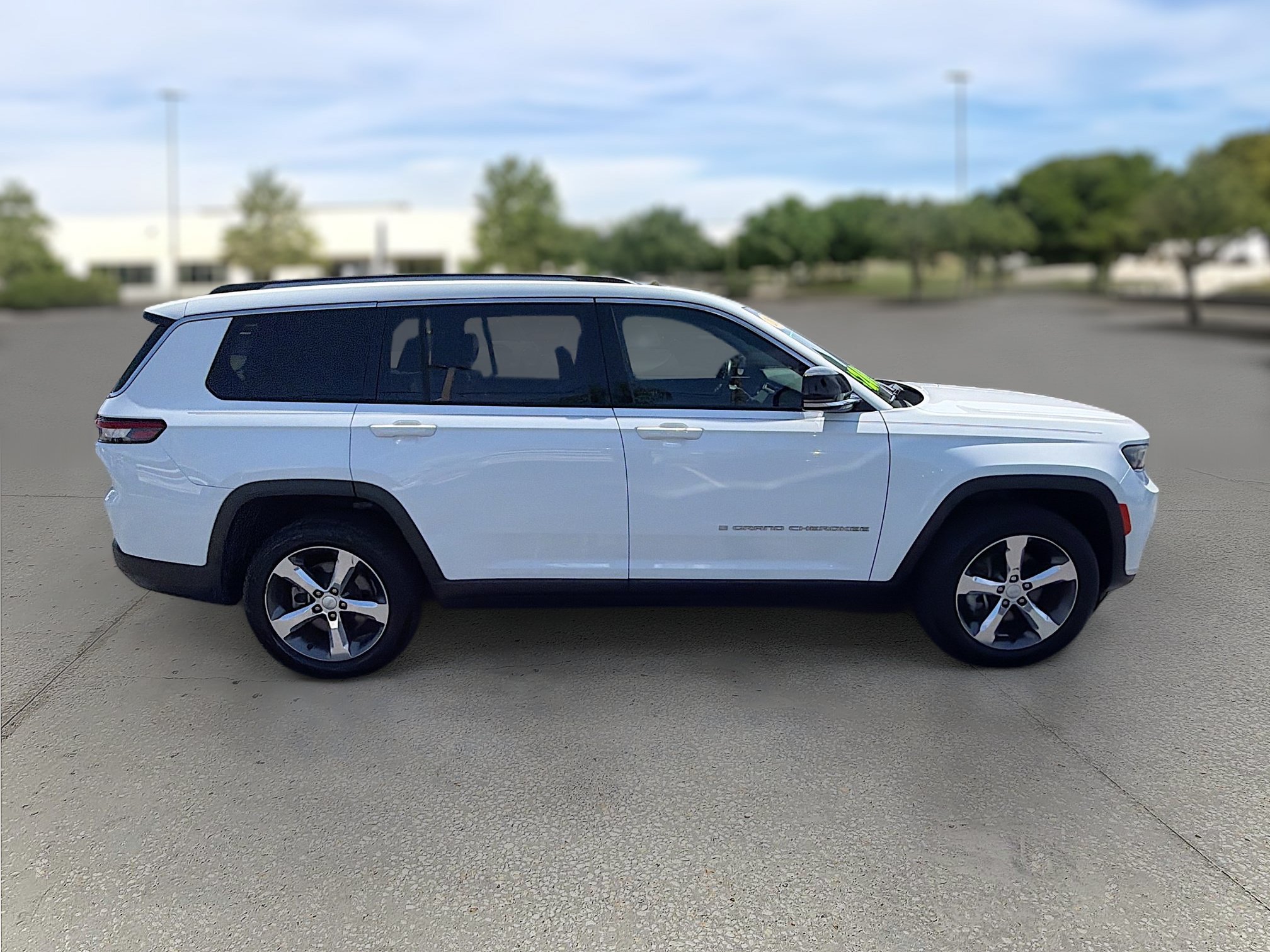 Used 2021 Jeep Grand Cherokee L Limited RWD image 8