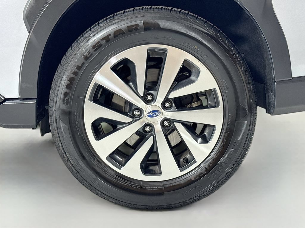Used 2023 Subaru Outback Premium AWD/4WD image 9