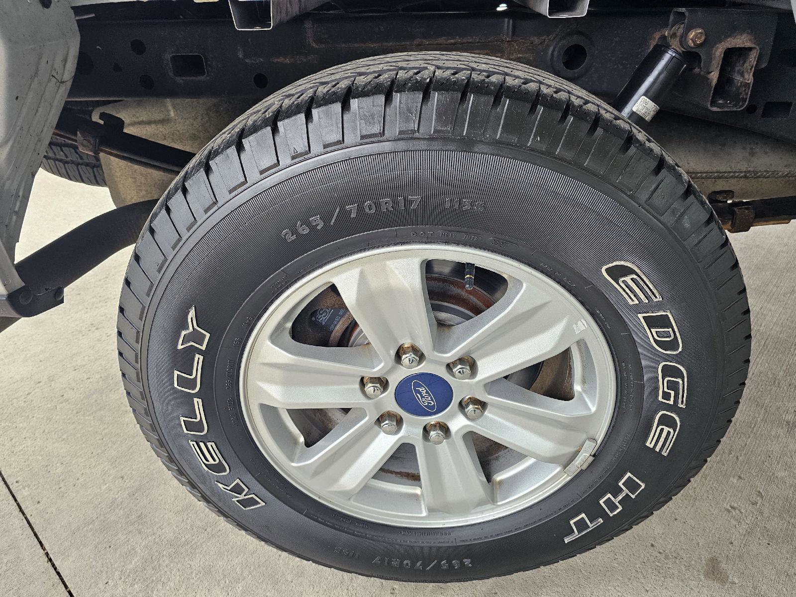 Used 2015 Ford F150 XLT image 10