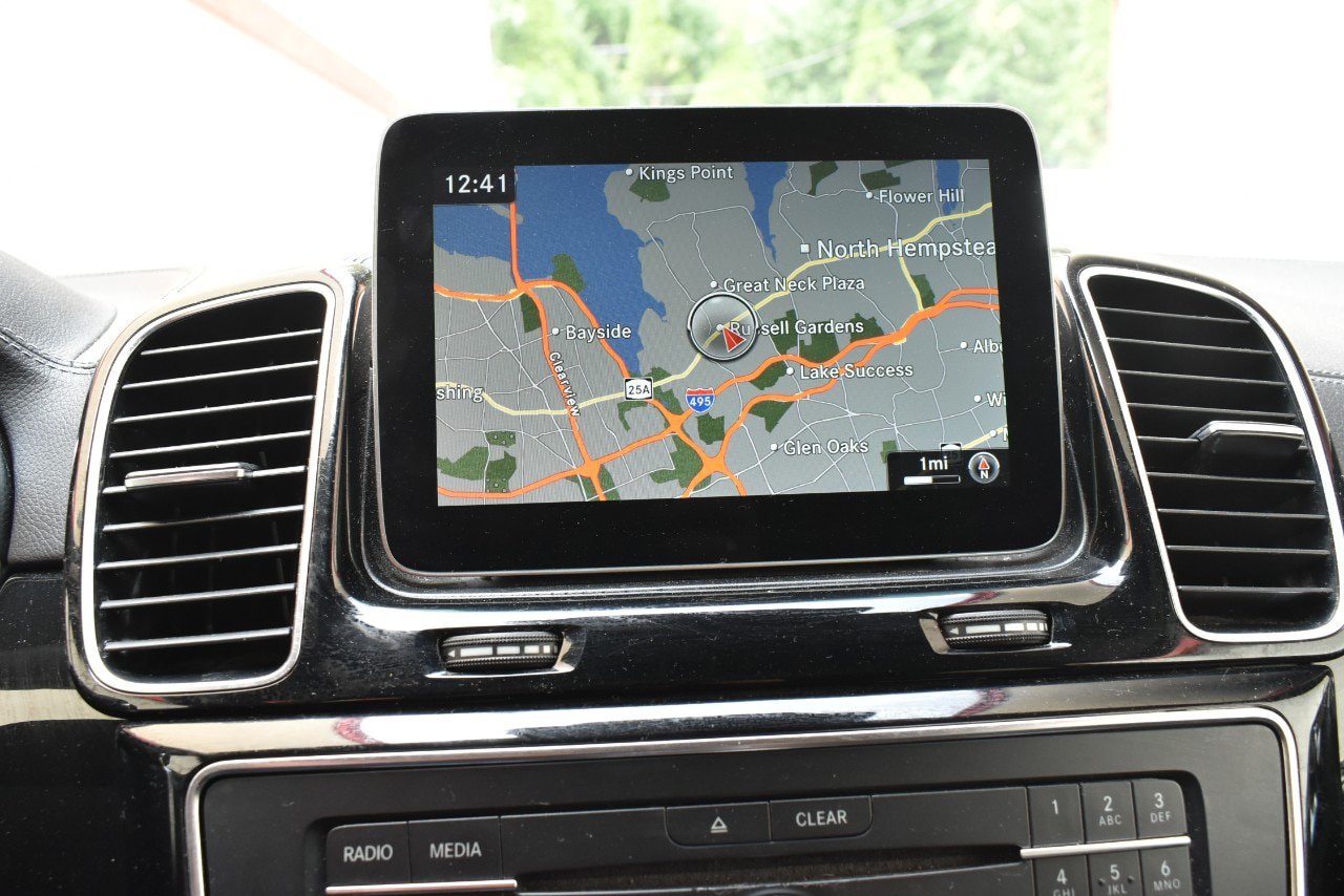 Used 2019 Mercedes-Benz GLS 450 4MATIC image 27