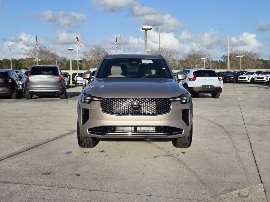 New 2026 Volvo XC90 T8 Plus w/ Protection Package Premier AWD/4WD image 2