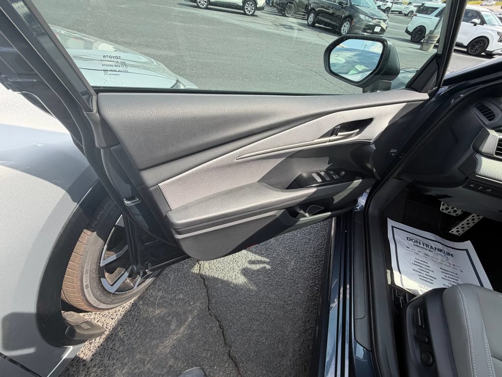 New 2026 Toyota Camry SE FWD image 9
