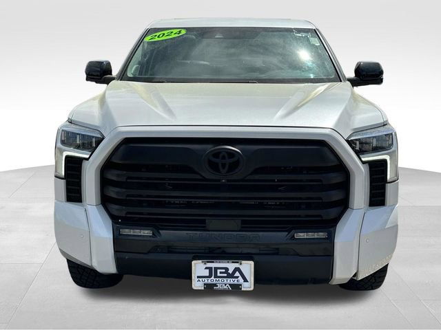 Used 2024 Toyota Tundra Limited AWD/4WD image 25