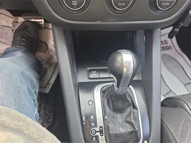 Used 2007 Volkswagen GTI 4-Door image 36